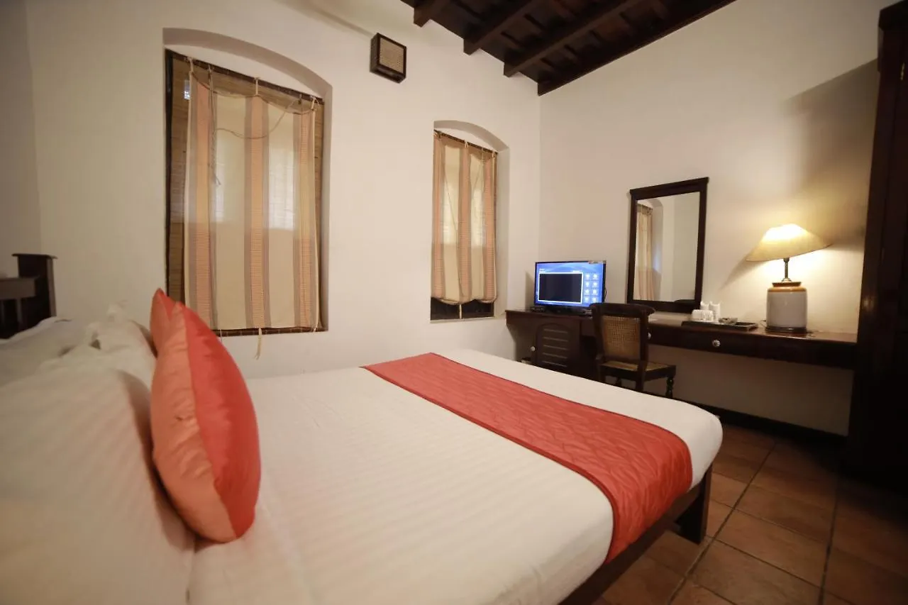 Heritage Methanam Kochi 3*,