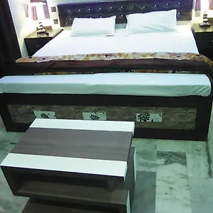 Vanshika Palace 2* Agra (Uttar Pradesh)